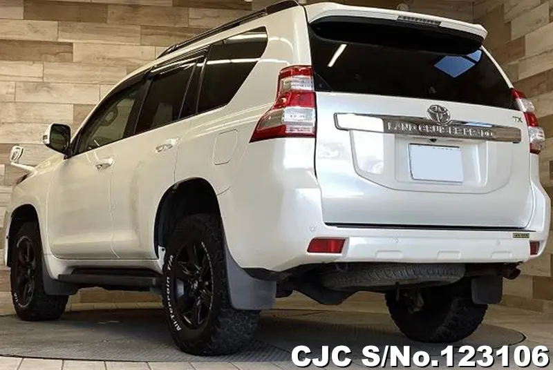 2015 Toyota / Land Cruiser Prado Stock No. 123106