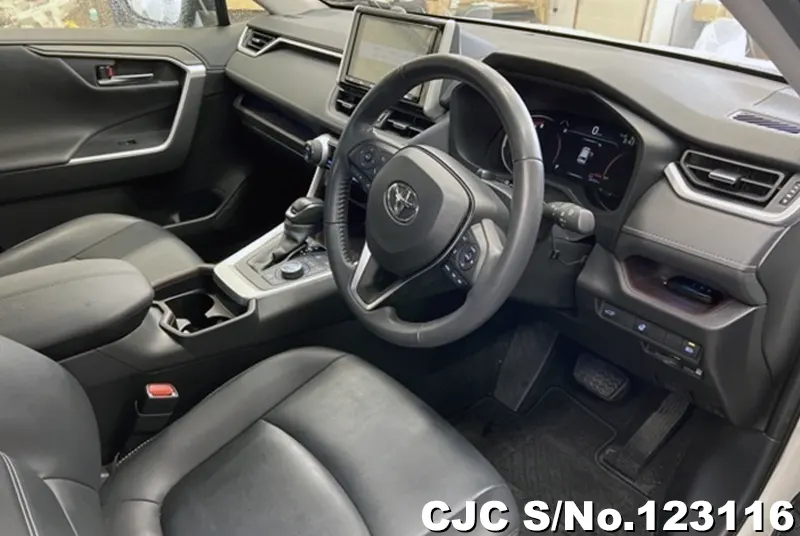 2020 Toyota / Rav4 Stock No. 123116