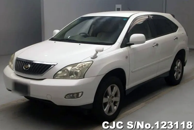 2011 Toyota / Harrier Stock No. 123118