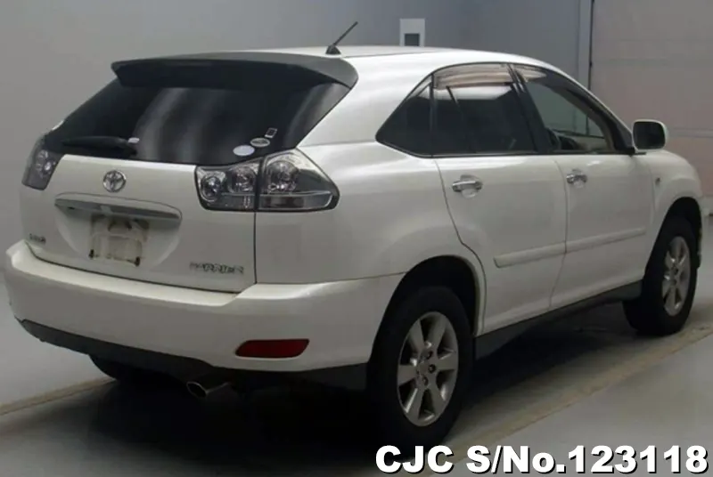 2011 Toyota / Harrier Stock No. 123118