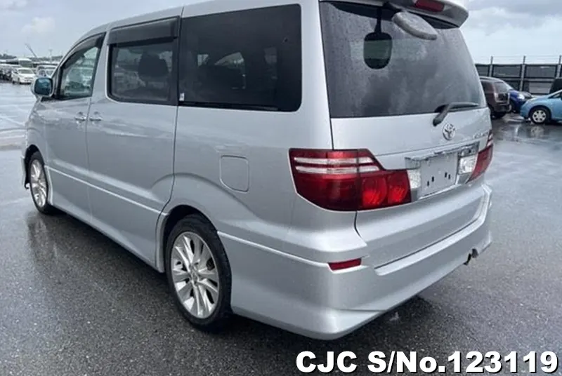 2005 Toyota / Alphard Stock No. 123119