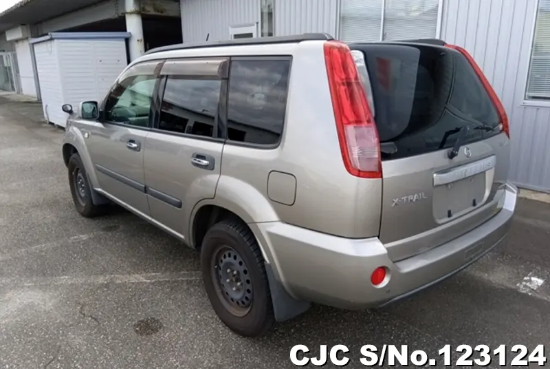 2005 Nissan / X-Trail Stock No. 123124