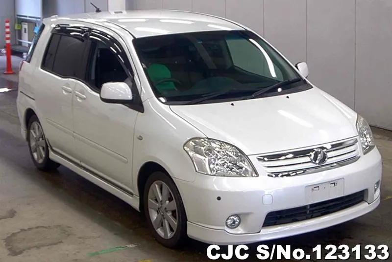 2009 Toyota / Raum Stock No. 123133