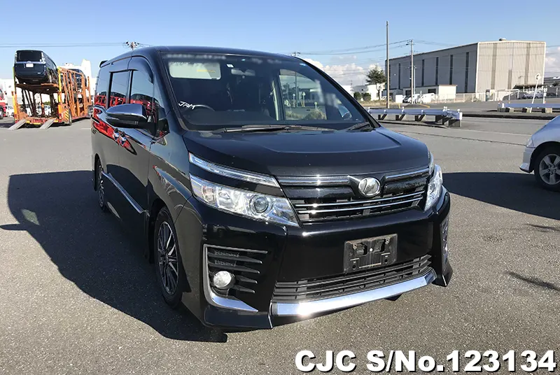 2015 Toyota / Voxy Stock No. 123134