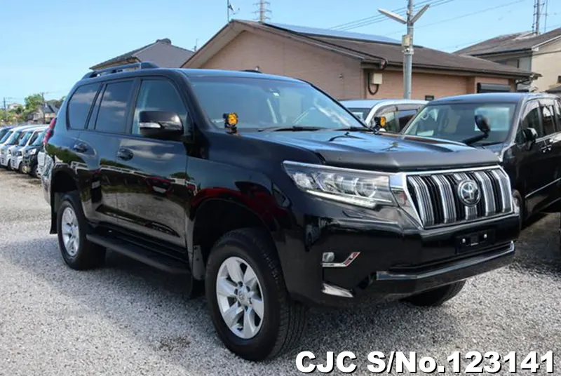 Toyota / Land Cruiser Prado 2023