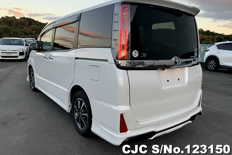 2019 Toyota / Noah Stock No. 123150