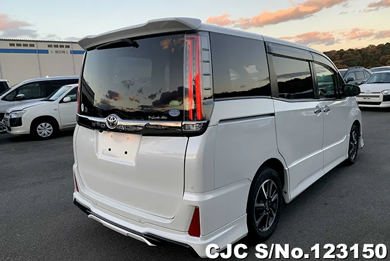 2019 Toyota / Noah Stock No. 123150