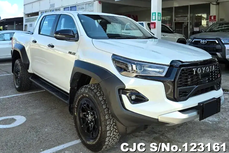 2024 Toyota / Hilux / Revo Stock No. 123161