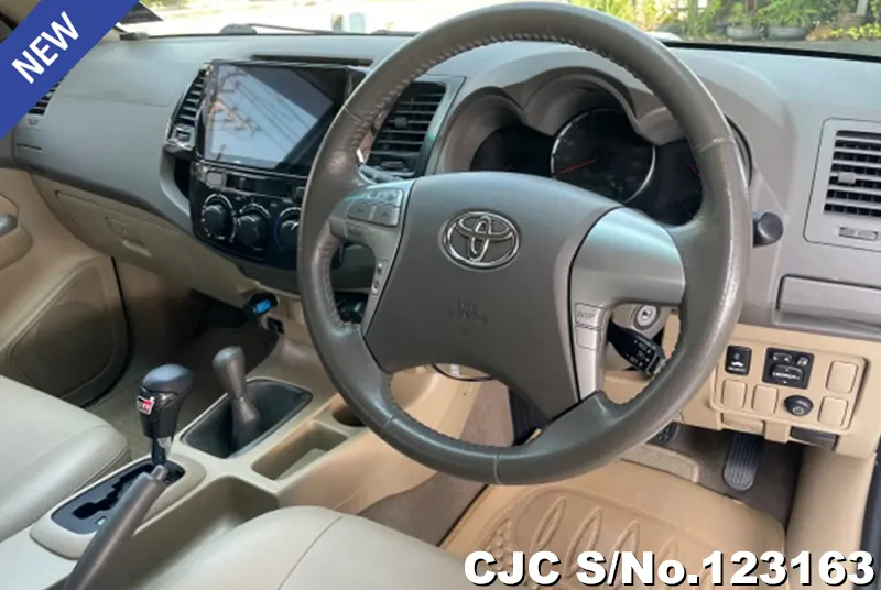 2013 Toyota / Hilux / Vigo Stock No. 123163