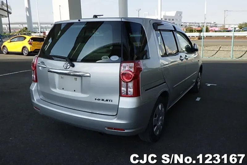 2009 Toyota / Raum Stock No. 123167