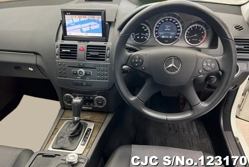 2011 Mercedes Benz / C Class Stock No. 123170