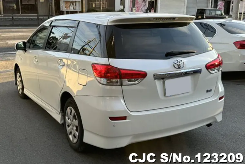 2010 Toyota / Wish Stock No. 123209