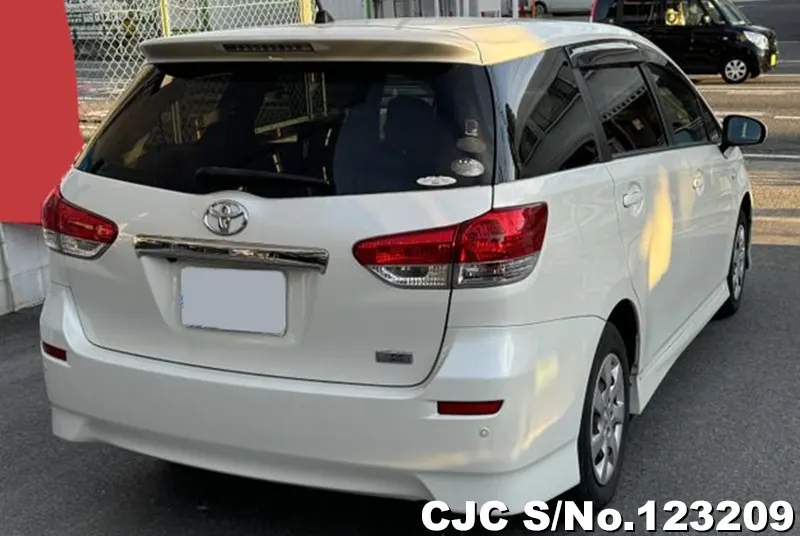 2010 Toyota / Wish Stock No. 123209