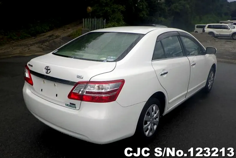 2012 Toyota / Premio Stock No. 123213