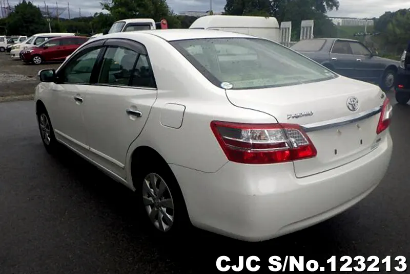 2012 Toyota / Premio Stock No. 123213