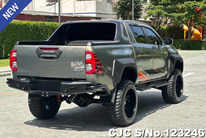 2021 Toyota / Hilux / Revo Rocco Stock No. 123246