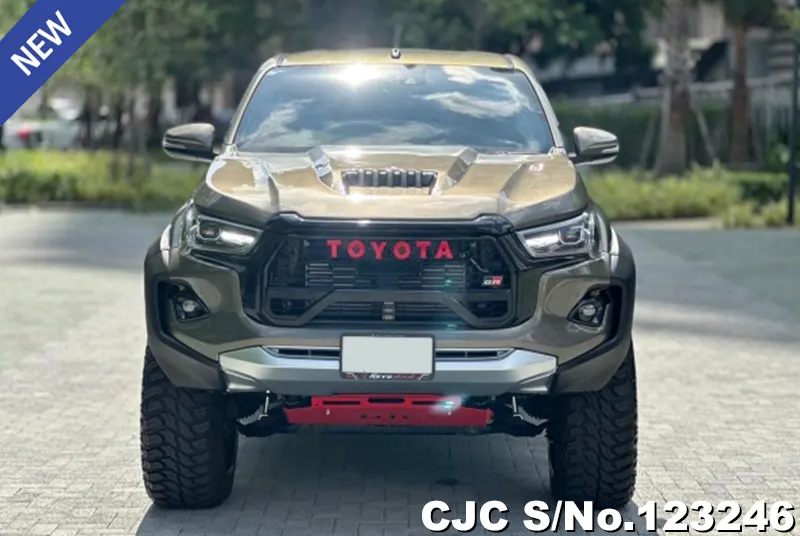 2021 Toyota / Hilux / Revo Rocco Stock No. 123246