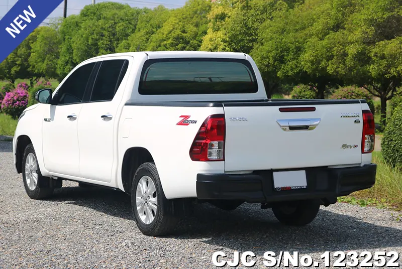 2020 Toyota / Hilux / Revo Stock No. 123252