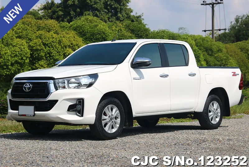 2020 Toyota / Hilux / Revo Stock No. 123252