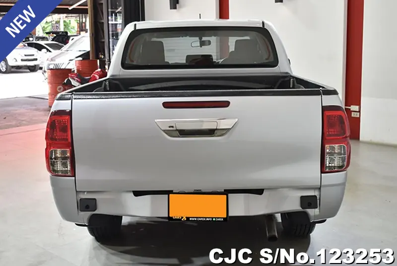 2019 Toyota / Hilux / Revo Stock No. 123253