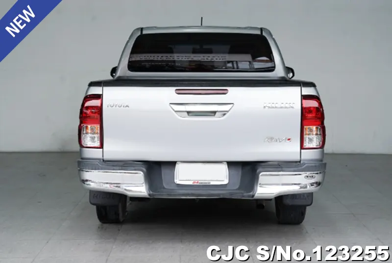 2019 Toyota / Hilux / Revo Stock No. 123255