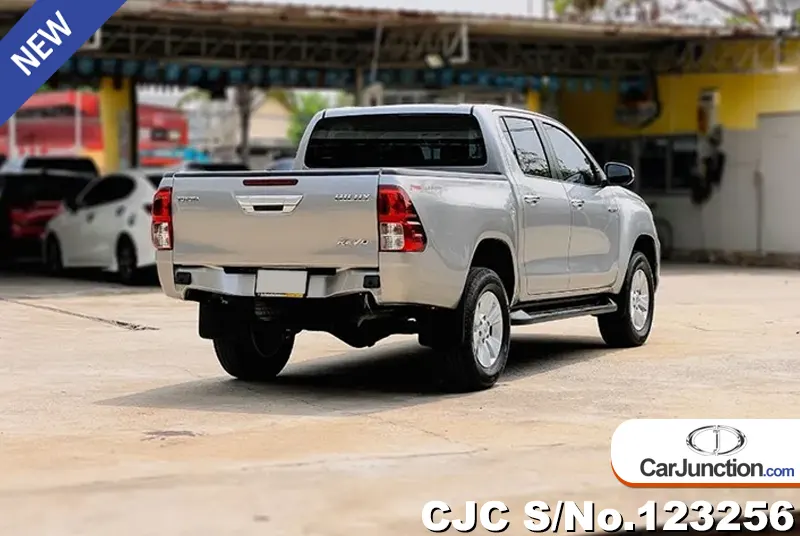 2019 Toyota / Hilux / Revo Stock No. 123256