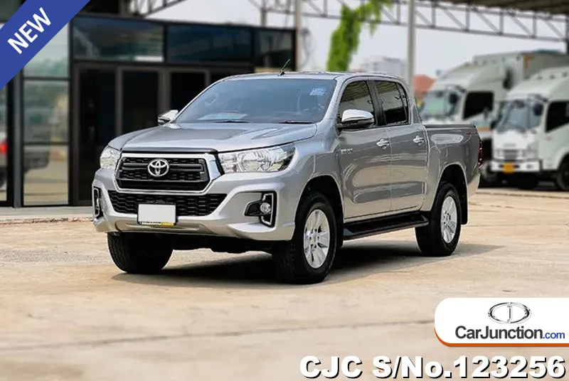 2019 Toyota / Hilux / Revo Stock No. 123256