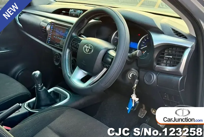 2018 Toyota / Hilux / Revo Stock No. 123258