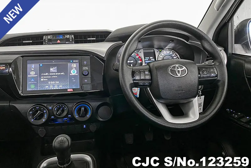 2023 Toyota / Hilux / Revo Stock No. 123259