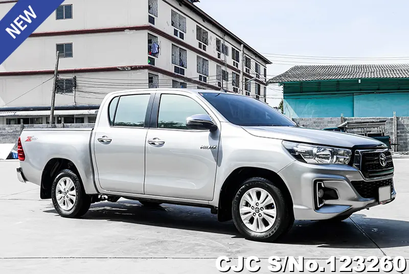 2019 Toyota / Hilux / Revo Stock No. 123260