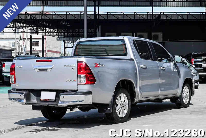 2019 Toyota / Hilux / Revo Stock No. 123260