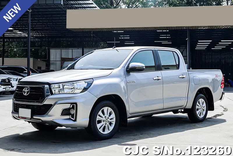 2019 Toyota / Hilux / Revo Stock No. 123260