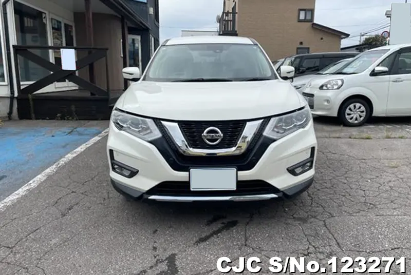 2018 Nissan / X-Trail Stock No. 123271