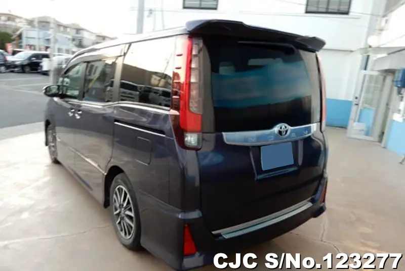 2016 Toyota / Noah Stock No. 123277