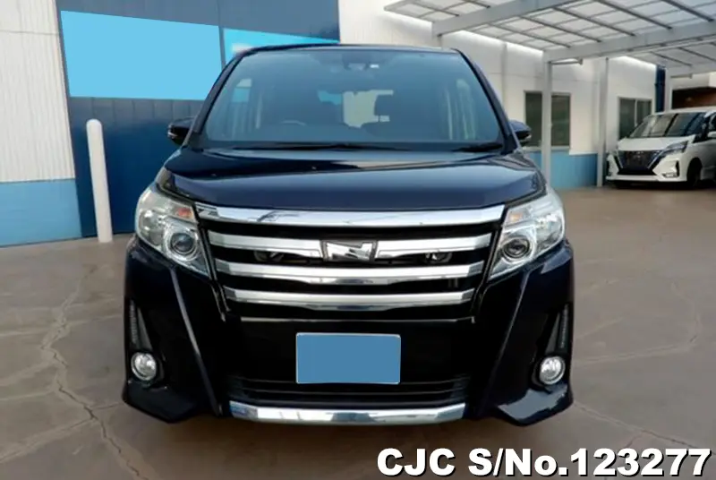 2016 Toyota / Noah Stock No. 123277