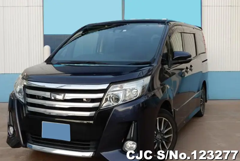 2016 Toyota / Noah Stock No. 123277