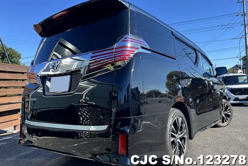 2016 Toyota / Alphard Stock No. 123278