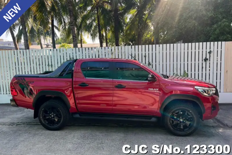 2020 Toyota / Hilux / Revo Rocco Stock No. 123300