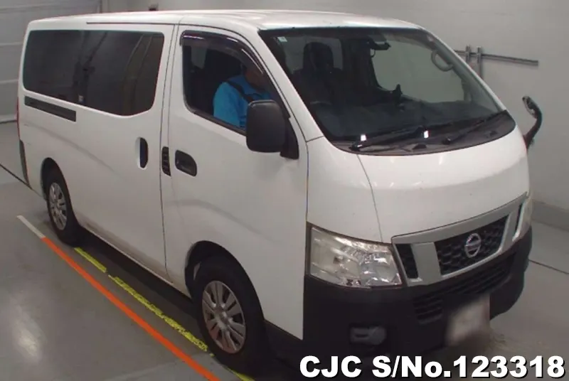 2015 Nissan / Caravan Stock No. 123318