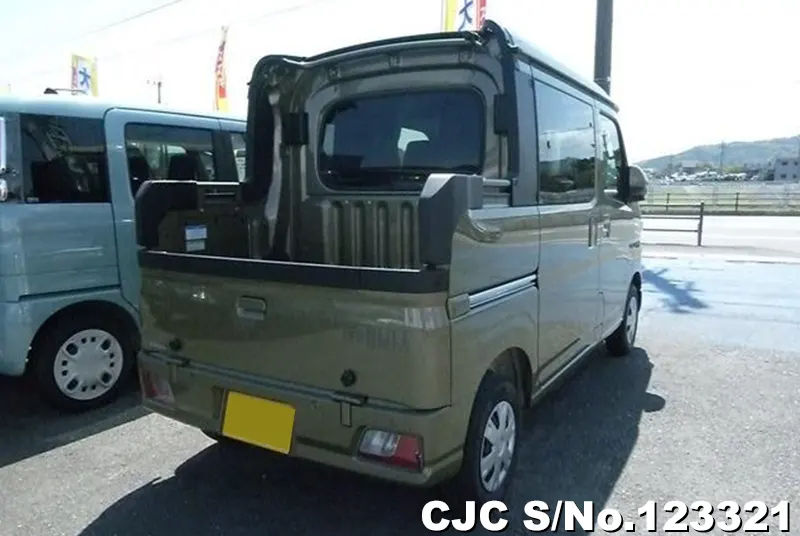 2023 Daihatsu / Hijet Stock No. 123321