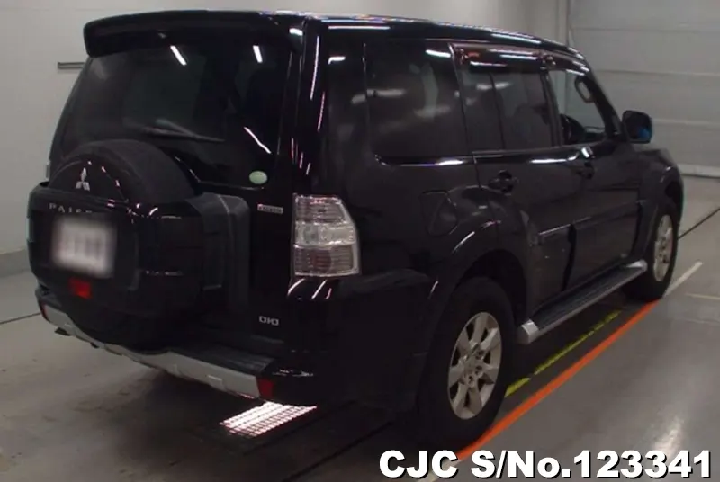 2014 Mitsubishi / Pajero Stock No. 123341