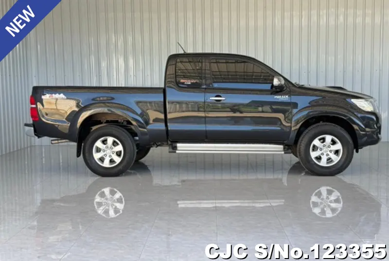 2015 Toyota / Hilux / Vigo Stock No. 123355