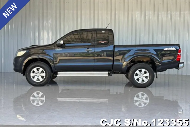 2015 Toyota / Hilux / Vigo Stock No. 123355