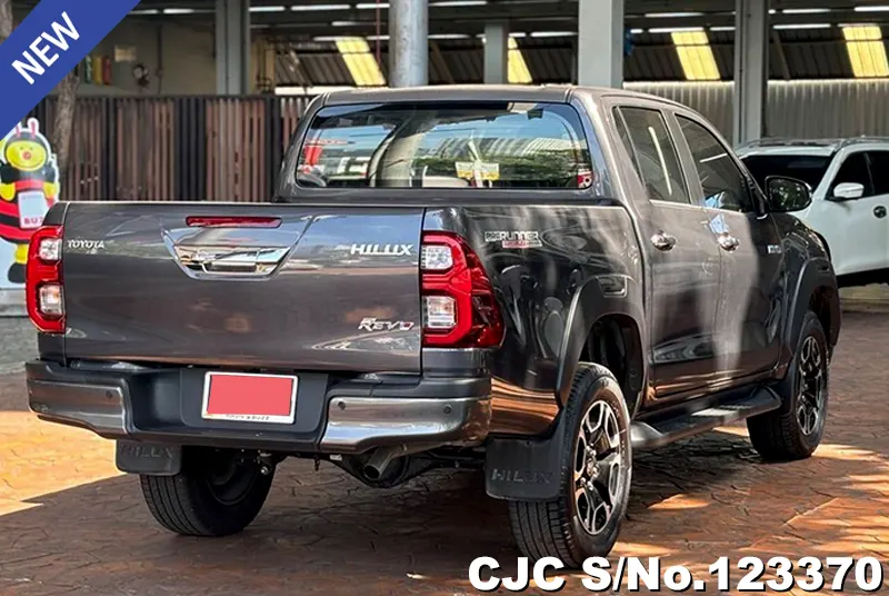 2024 Toyota / Hilux / Revo Stock No. 123370