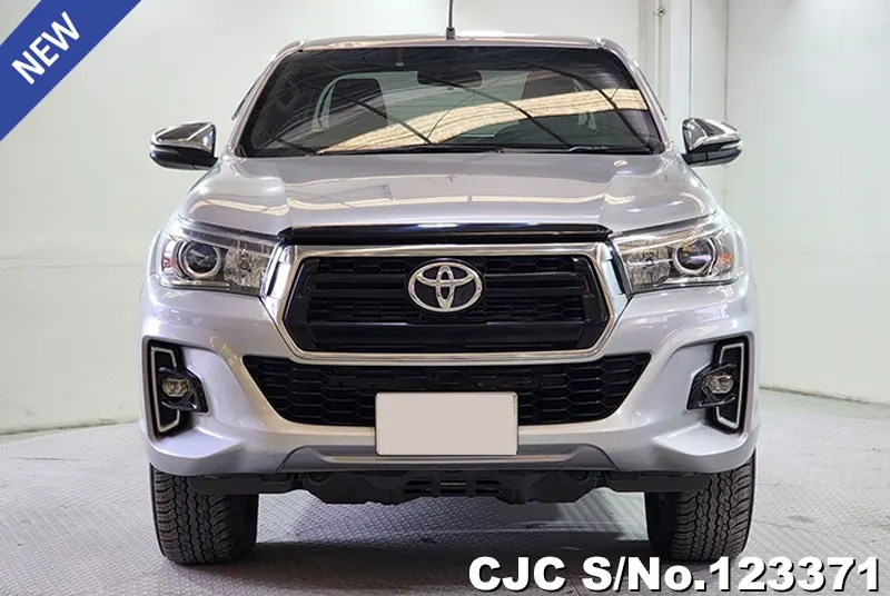 2018 Toyota / Hilux / Revo Stock No. 123371