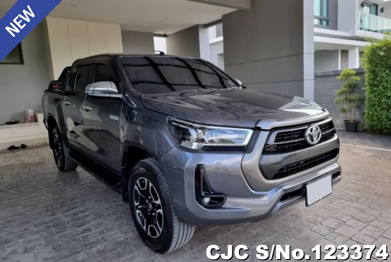 2021 Toyota / Hilux / Revo Stock No. 123374