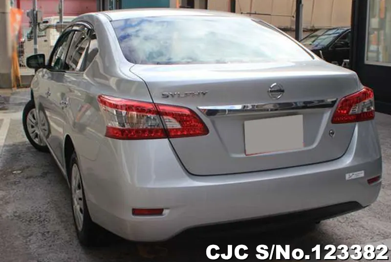 2015 Nissan / Bluebird Sylphy Stock No. 123382