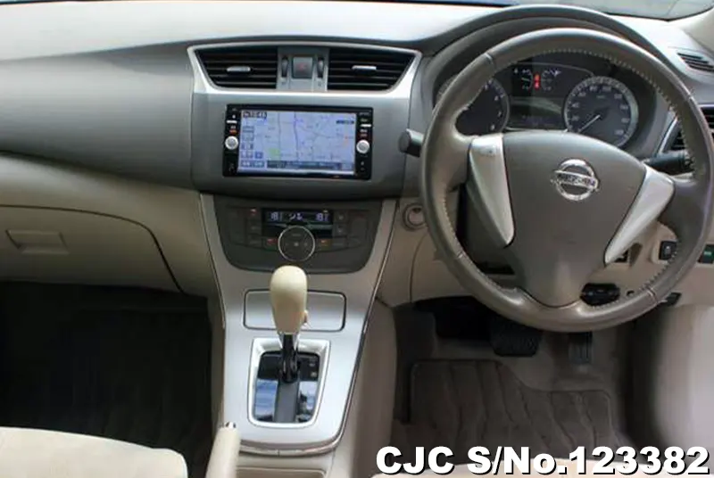 2015 Nissan / Bluebird Sylphy Stock No. 123382