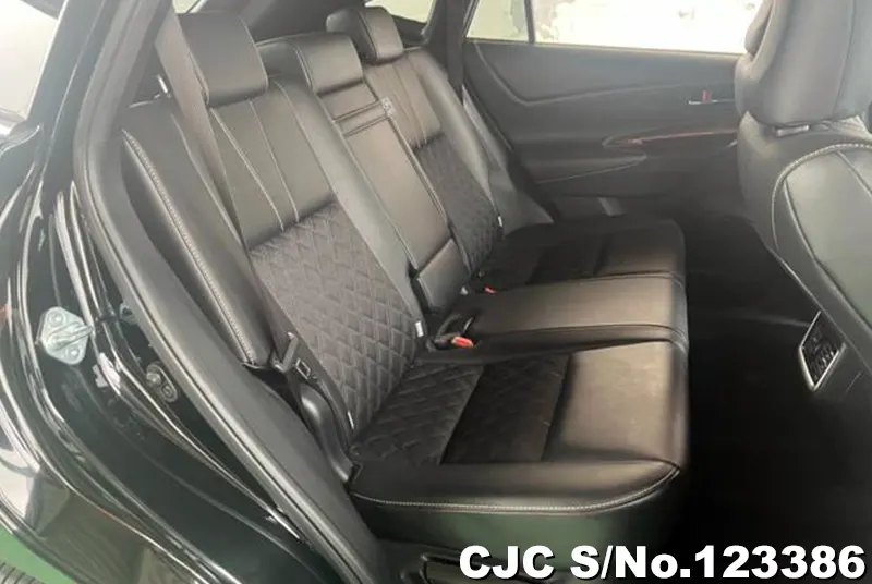 2015 Toyota / Harrier Stock No. 123386