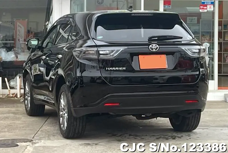 2015 Toyota / Harrier Stock No. 123386